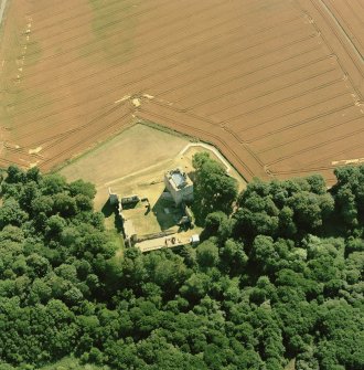 Spynie Palace, oblique aerial view, taken from the NE, centred on the Bishop's Palace.
Digital image of C 52972 CN