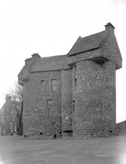 Dundee, Claypotts Road, Claypotts Castle.
General view from North-East.
Digital image of AN 761.