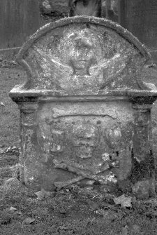 Detail of gravestone.
Digital image of B 4197/13