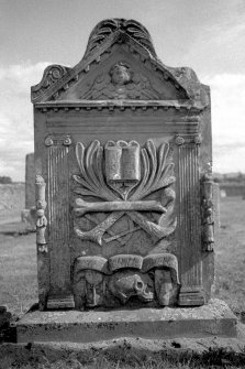 Coupar Angus Abbey Churchyard.
Gravestone commemorating Mr Thomas Small, d.1773.
Digital image of PT 14742/1