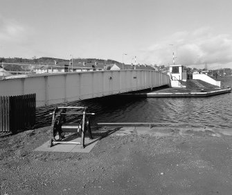 Inverness, Muirtown Swing Bridge over Caledonian Canal
Oblique view from south east along east side of bridge
Digital image of D 64091.