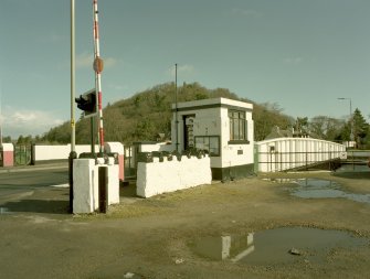 Inverness, Tomnahurich Swing Bridge over Caledonian Canal
Oblique general view from south west of south side of bridge, with control cabin in foreground
Digital image of D 64121 CN