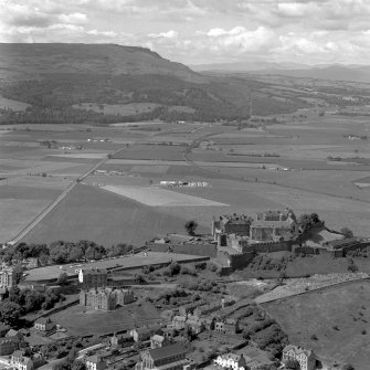 Stirling Castle, oblique aerial view from E.