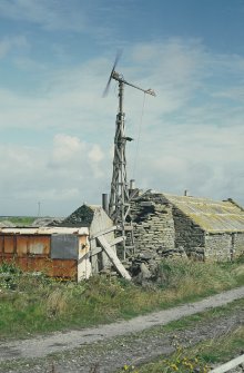 General view of wind generator, Bay of Wheevi, Lady, Sanday, Orkney.
Copy of 35 mm colour transparency.