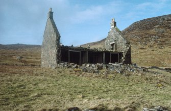 Scanned image of colour slide.
View of SE of Chapel House.