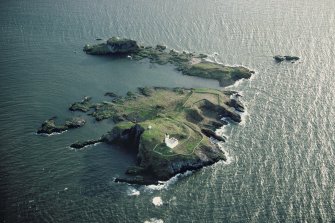Oblique aerial view of centred on Fidra, taken from the NNW.