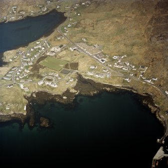 Oblique aerial view centred on the town, taken from the SE.