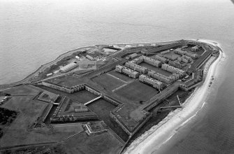 Oblique aerial view centred on Fort George, looking to the SW.