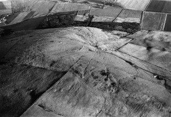 Oblique aerial view centred on the remains of the fort at Durn Hill, looking to the ESE.