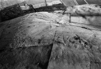 Oblique aerial view centred on the remains of the fort at Durn Hill, looking to the ESE.