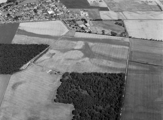 General oblique aerial view of Friockheim, looking to the NNE.