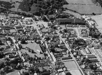 Oblique aerial view centred on Fortrose Cathedral, looking to the NW.