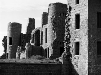 Detailed view on the remains of Slains Castle, looking to the SW.