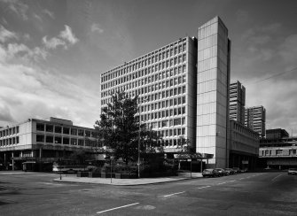 Argyle Street, Anderston Cross Shopping Centre
General view from North East, at junction with Cadogan Street