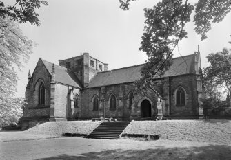View of Inchinnan Old Parish Church from N.