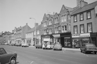 General view of nos. 115, 117, 119, 121, 123, 125 High Street from S.