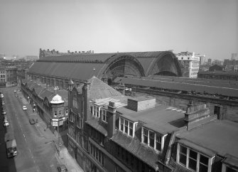 Glasgow, St. Enoch Station.
General view of station from South East.