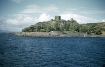 Dunollie Castle.
Distant view.