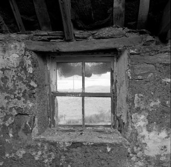Thatched house, internal detail of sash-and-case window at W end