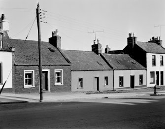 View of nos. 125, 127, 129 George Street from E.