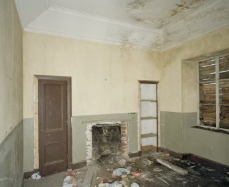 Interior. Central waiting room. View from SE