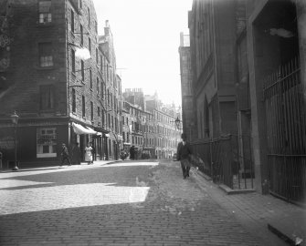 Edinburgh, East Richmond Street.
General view.
