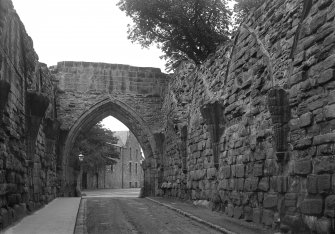 St Andrews, the Pends, interior.