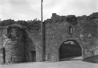 Abbey Wall, St Andrews: 'Sea Yett' or 'Mill Port'
