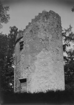 General view of dovecot at Melville House.