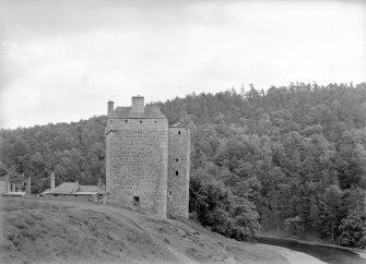 Neidpath Castle
General view from North