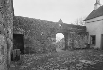 Glasgow, Auchinlea Road, Provan Hall.
General view of wall and stair in courtyard.