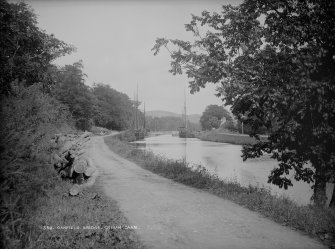 Crinan Canal, Oakfield Bridge.
Distant view, titled: '358. Oakfield Bridge. Crinan Canal'.
