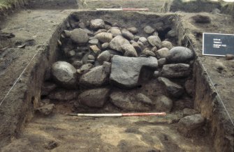 Excavation photographs: Film 7 from the 1995 season at Brown Caterthun.
Wall B front face, Trench 5.