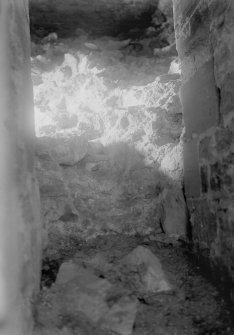Interior.
Detail of wall chamber filled on with rubble to withstand artillery fire.