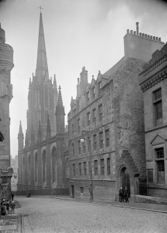 General view of Boswell's Court and Victoria Hall (Tolbooth-St John's Church) in Castlehill