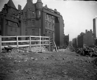 Edinburgh, Union Canal.
General view of construction work.