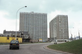 Aberdeen, Hutcheon St: View from road of Hutcheon Court and Greig Court.