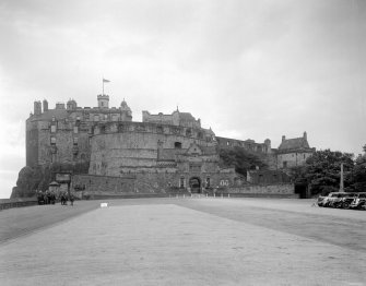 Edinburgh Castle, General view from the Esplanade