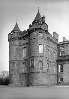 General view of James IV's Tower section of Holyrood Palace from South West
Inv. fig. 295