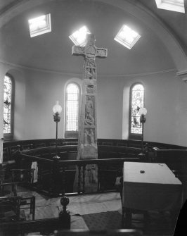 Interior.
General view of apse and cross.
