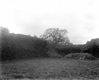 West curtain wall. Interior from  south-west.