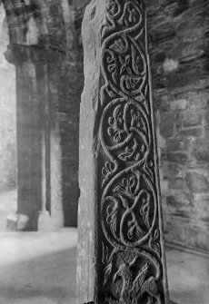 Iona, general.
Detail of MacKinnon's Cross.