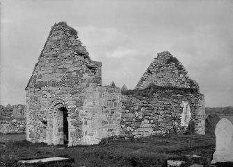 Iona, St Oran's Chapel.
General view from South-West.