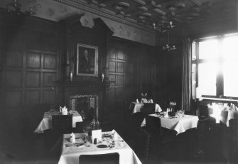 Interior.
Dining room, general view.