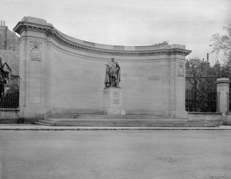 General view of Memorial to King Edward VII from West