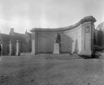 General view of Memorial to King Edward VII from South West