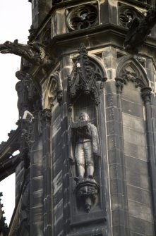 View of statue of George Heriot, on lower tier of SW buttress.