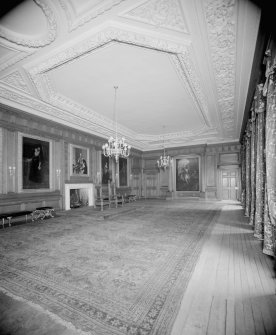 Interior-detail of thrones and painting King George V