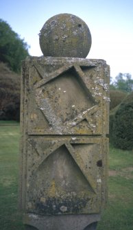 View of the head of the facet headed sundial.