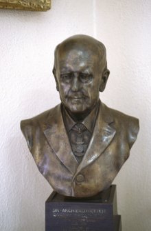 View of bust of Sir Archibald Geikie, in museum of Grant Institute Building.